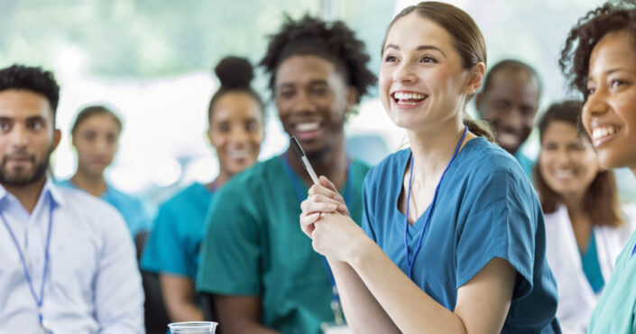 Nurse organizations boost your career / nurses in class