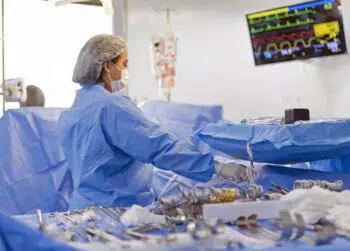 General Surgery NP or RN in operating room / certified surgical technologist in OR